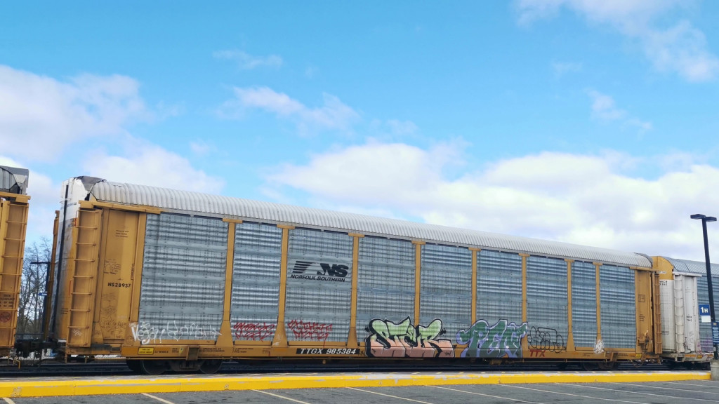 NS 28937 (Body) TTGX 985384 (Flat)